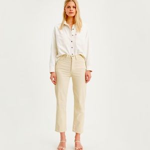 Levi’s Corduroy Ribcage Straight Ankle Pant 25